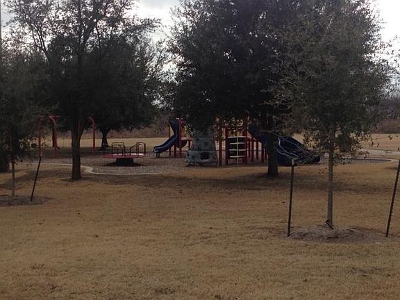 3rd image of 5133 Breeze Hollow Ct #5133