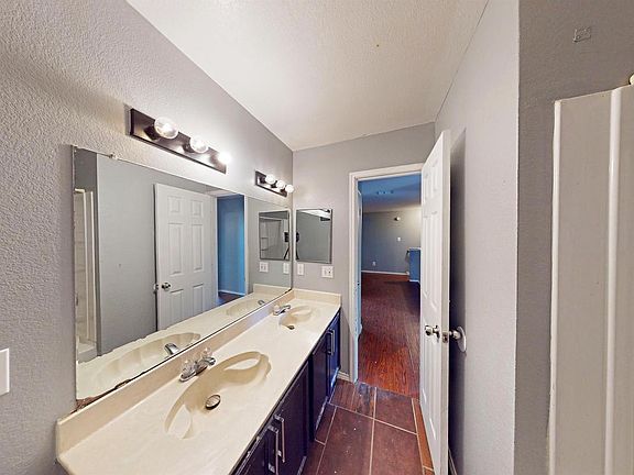 5th image of 1027 Graystone Dr #18126263