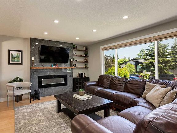 3rd image of 4627 SE Verona Dr NW