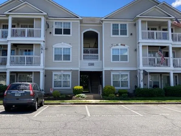 11009 Kinship Ct APT 202, Manassas, VA 20109