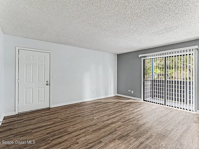 2181 Agora Cir SE #106 — Photo 10