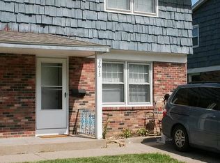 2613 Hawthorne Dr, Bettendorf, IA 52722
