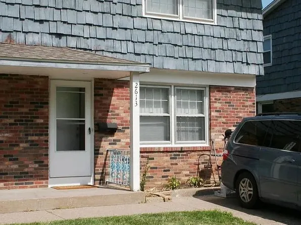 2613 Hawthorne Dr, Bettendorf, IA 52722