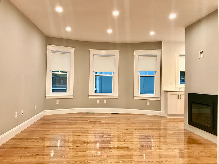 26 Fenwick St #1 — Photo 7