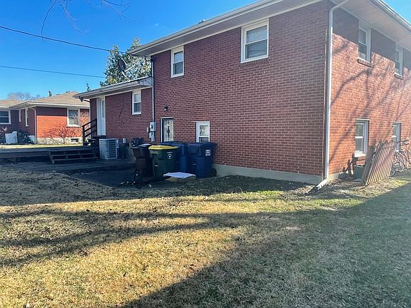 2nd image of 12209 Meadow Ln