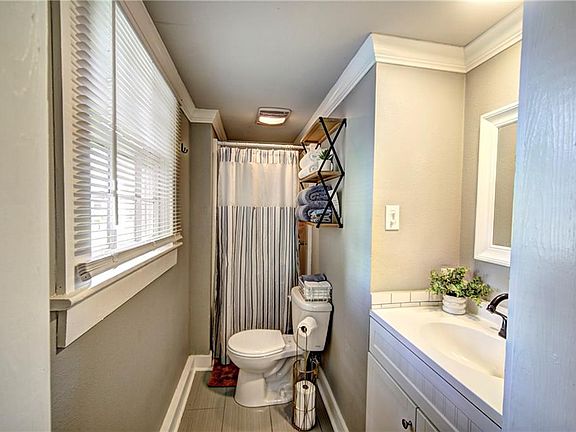 3rd image of 108 Whitfield Dr