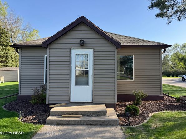 1400 E Kemp Ave, Watertown, SD 57201