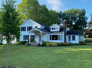 7408 Brookside Rd, Independence, OH 44131