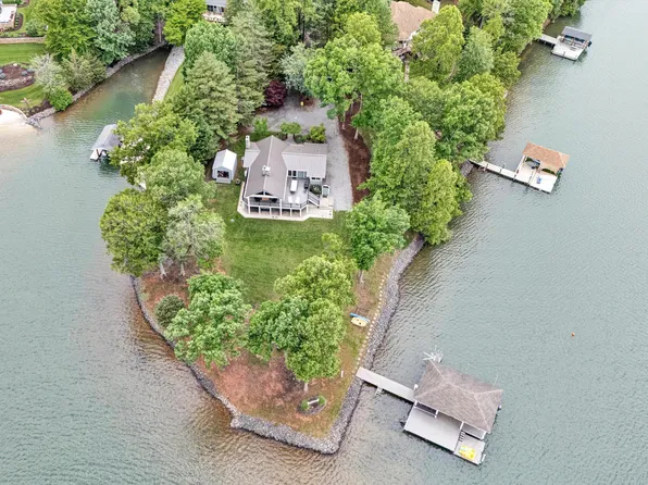 511 Autumn Ave, Huddleston, VA 24104