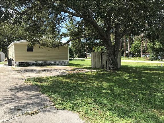2nd image of 2303 Tucker Ln