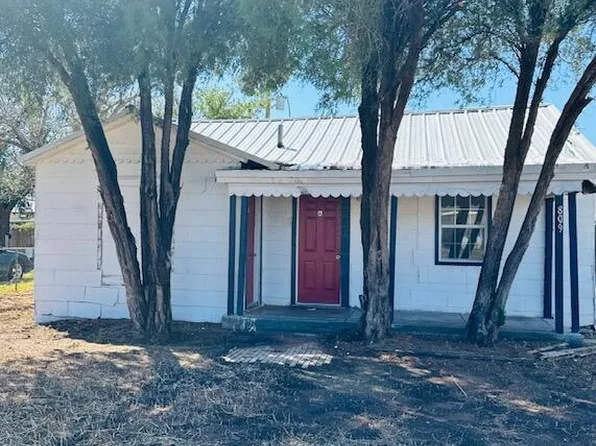 809 48th St #A/b, Lubbock, TX 79404