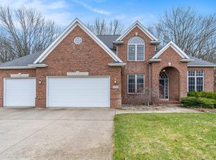 5176 Queen Victoria Ln, Kalamazoo, MI 49009