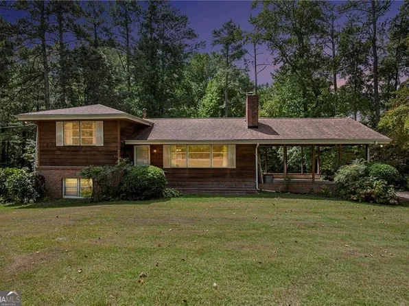 1007 E Callaway Rd SW, Marietta, GA 30060