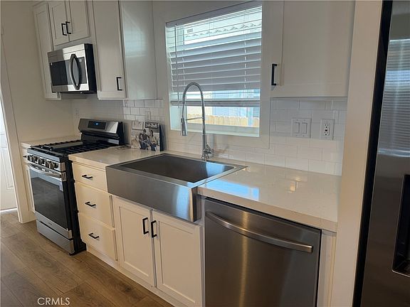 4th image of 64625 Pierson Blvd Space G11