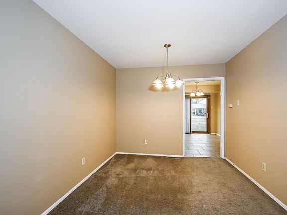 5th image of 14800 Mondoubleau Ln