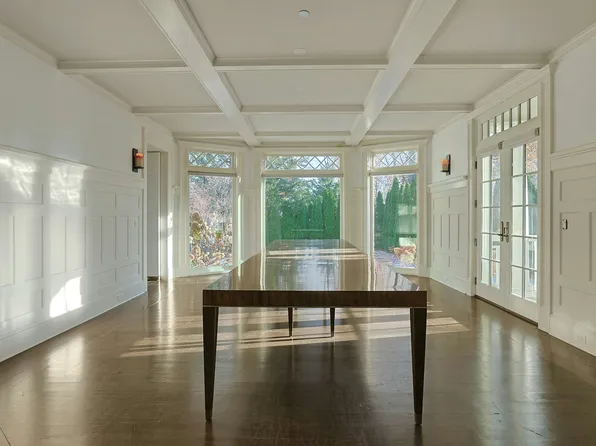 5000 Grosvenor Avenue image 12 of 42