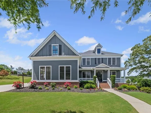 4035 Pinebrook Cir, Cumming, GA 30028