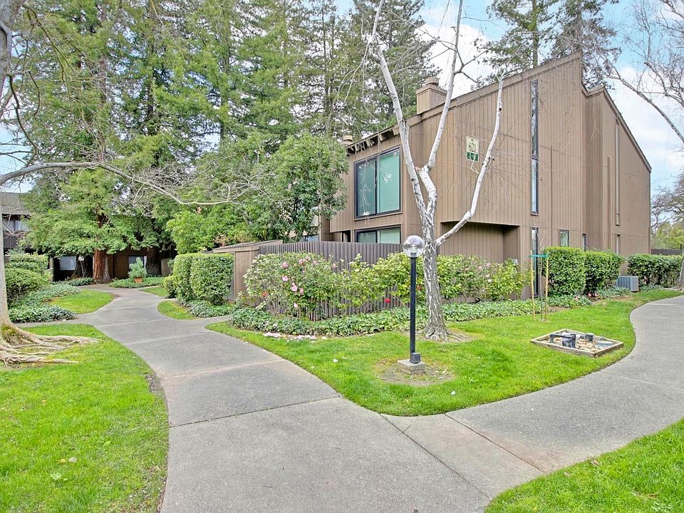 1st image of 621 Woodside Sierra Unit 2