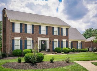 7006 Wooded Meadow Rd, Louisville, KY 40241