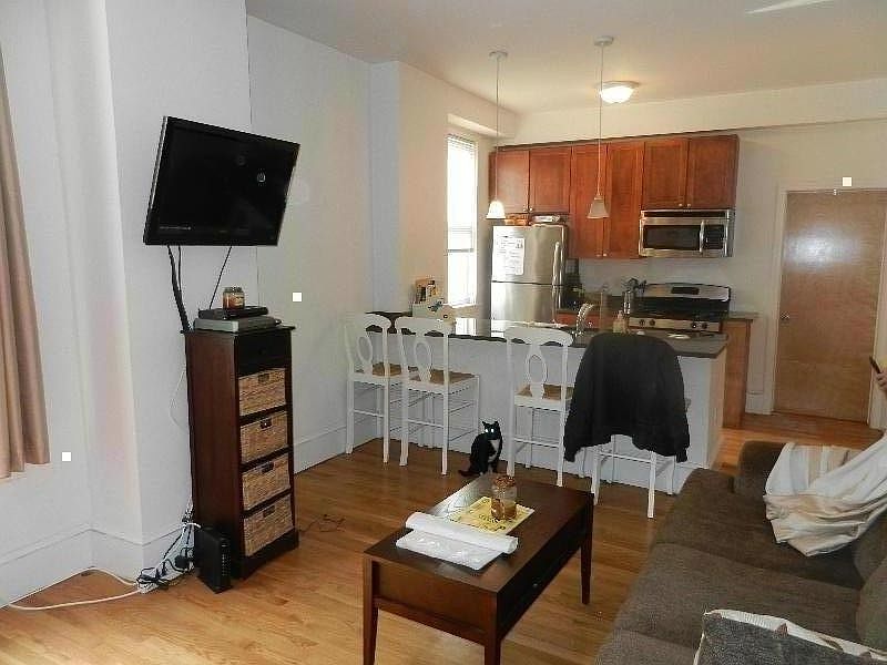1st image of 38 Newton St #1