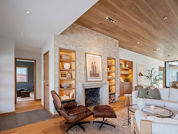 5th image of 1730 Westminster Pl