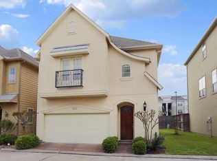 9012 Harbor Hills Dr, Houston, TX 77054