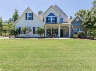 185 Kensington Dr, Sharpsburg, GA 30277