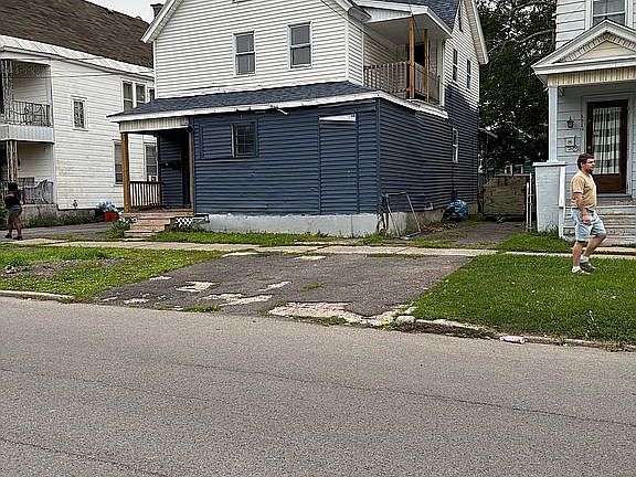 3rd image of 1506 Brinckerhoff Ave