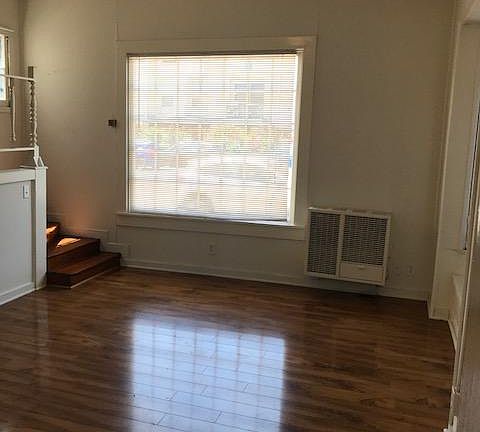 4th image of 3501 Clarington Ave