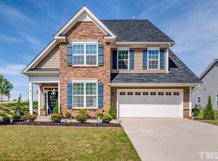 487 Mulberry Banks Dr, Clayton, NC 27527