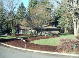 18701 Madrona Dr, Oregon City, OR 97045
