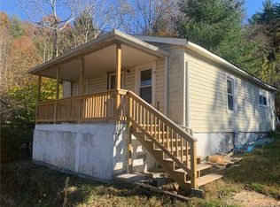 20 New Valley Rd, Swannanoa, NC 28778
