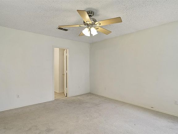 3rd image of 6324 Fern Meadow Dr