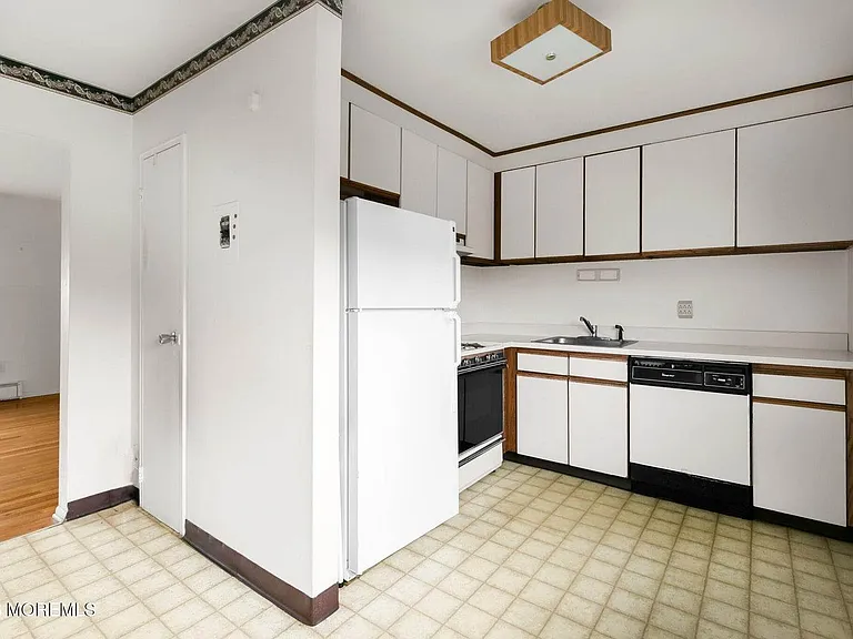 15 Azalea Ct — Photo 13