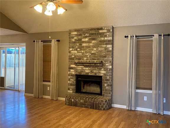 4th image of 208 Roanoke Dr