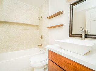 46-431A Kahuhipa St, Kaneohe, HI 96744