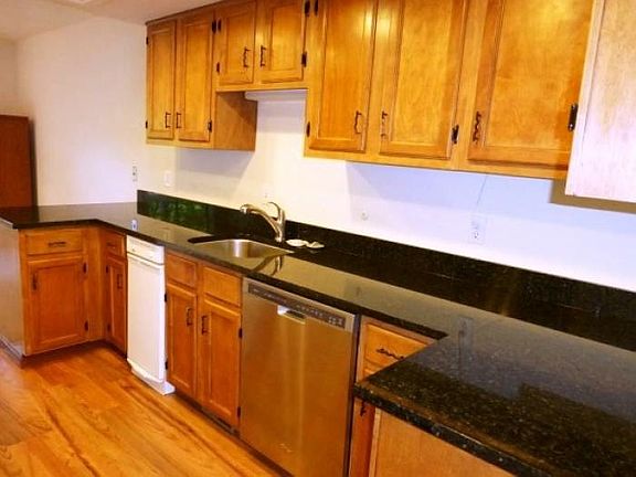 5th image of 13730 15th Ave NE #203G