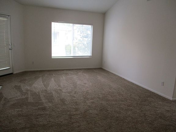 5th image of 710 Caminito Valiente