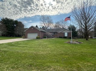 113 Stillmeadow Dr, Lizton, IN 46149