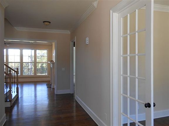 3rd image of 2201 Fothergill Dr
