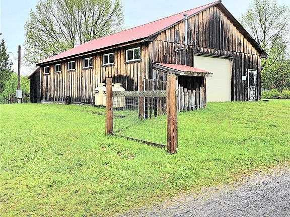 4th image of 1251 Metott Rd
