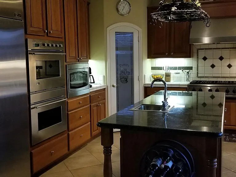 3005 Pescara Pl — Photo 10