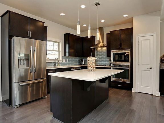 2nd image of 2323 Briarwood Hills Dr