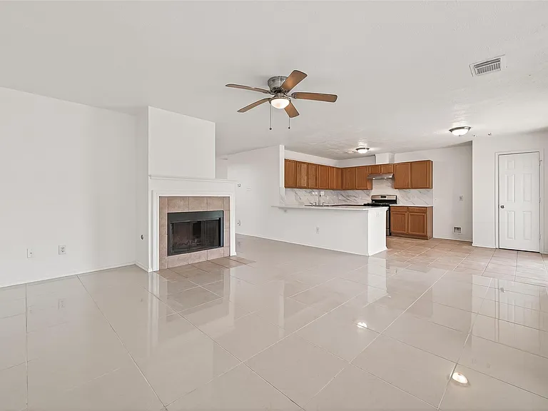 3807 Brook Garden Ln — Photo 11