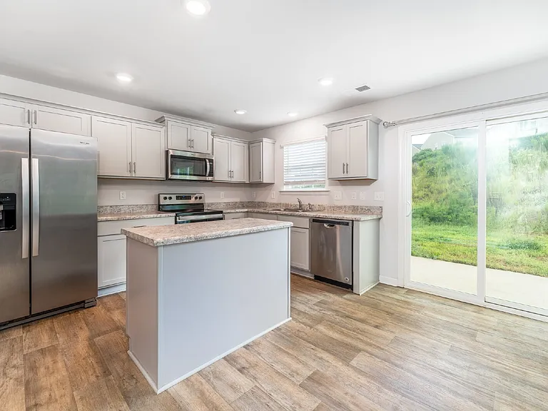 1243 Aurora Glen Dr — Photo 21