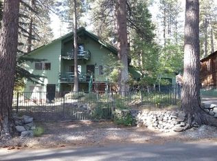 1101 Mockingbird Rd, Wrightwood, CA 92397