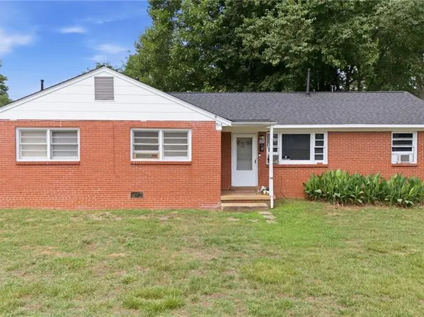 2513 Campbell St, Greensboro, NC 27405