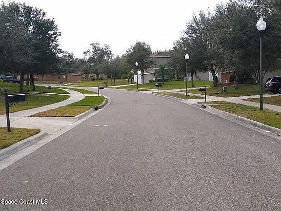 4th image of 2679 Breezy Meadow Rd