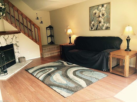 3rd image of 34809 E Wilma Ct
