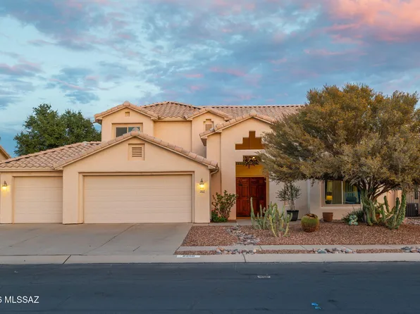 8350 N Westcliff Dr, Tucson, AZ 85743